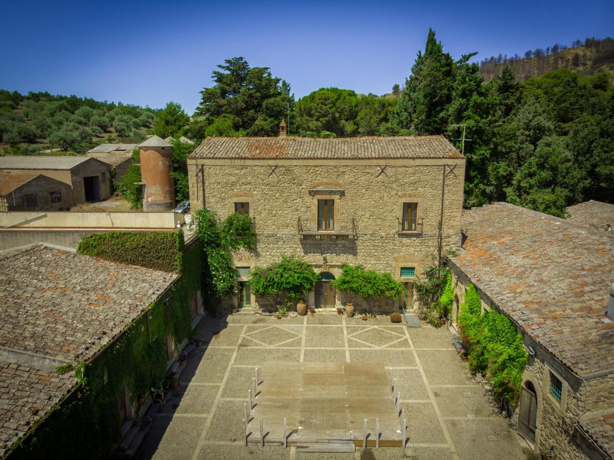 Agriturismo Feudo Tudia Landro Exterior photo
